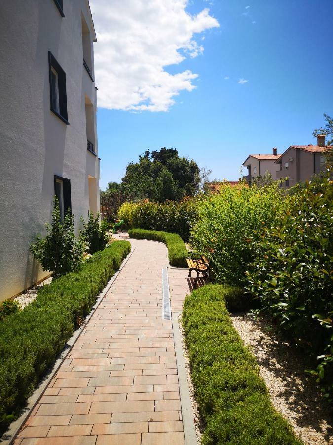 Villa Anja 2Nd Floor Peroj Exterior photo